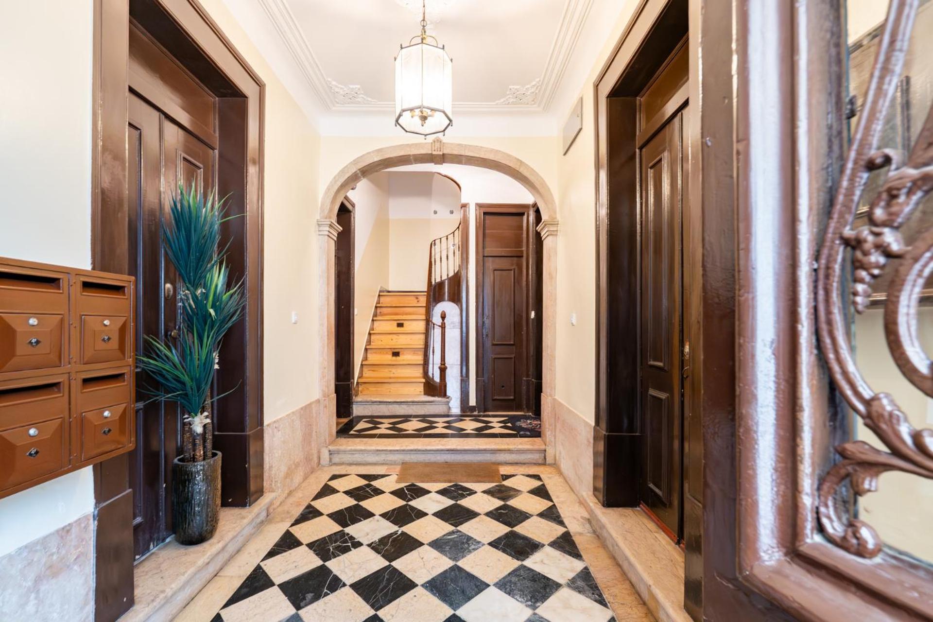 Beautiful Apartment In Bairro Alto - Quite Lisboa Dış mekan fotoğraf