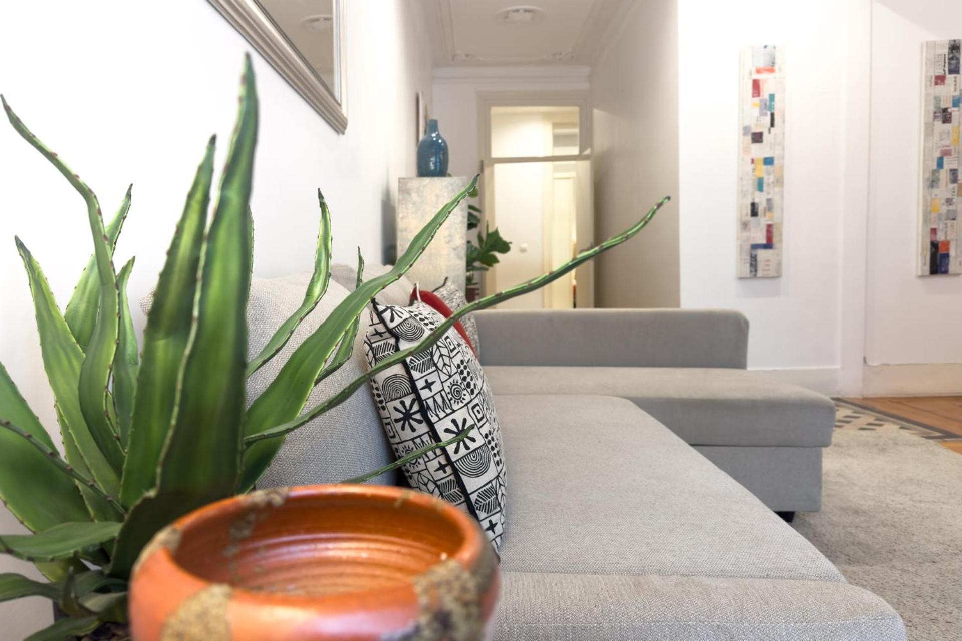 Beautiful Apartment In Bairro Alto - Quite Lisboa Dış mekan fotoğraf